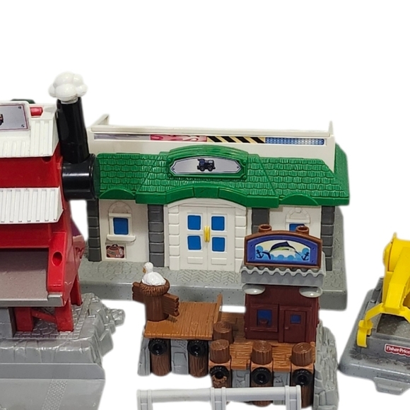 Vintage Fisher-Price GeoTrax Rail & Road System Parts - Picture 4 of 4